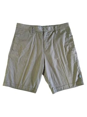 Gotcha Vintage Cargo Shorts Size 36 Y2K Olive Pinstripe